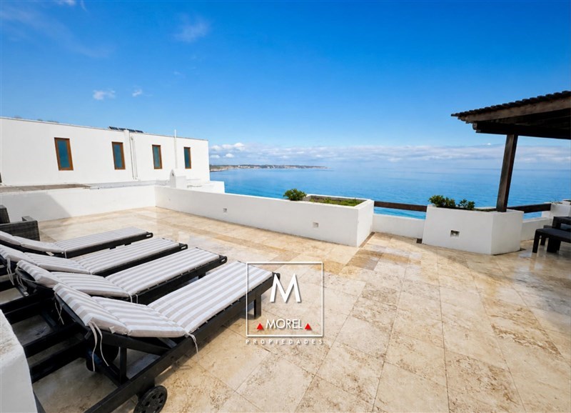 Penthouse de 5 dormitorios con vista panorámica en Costa Cachagua