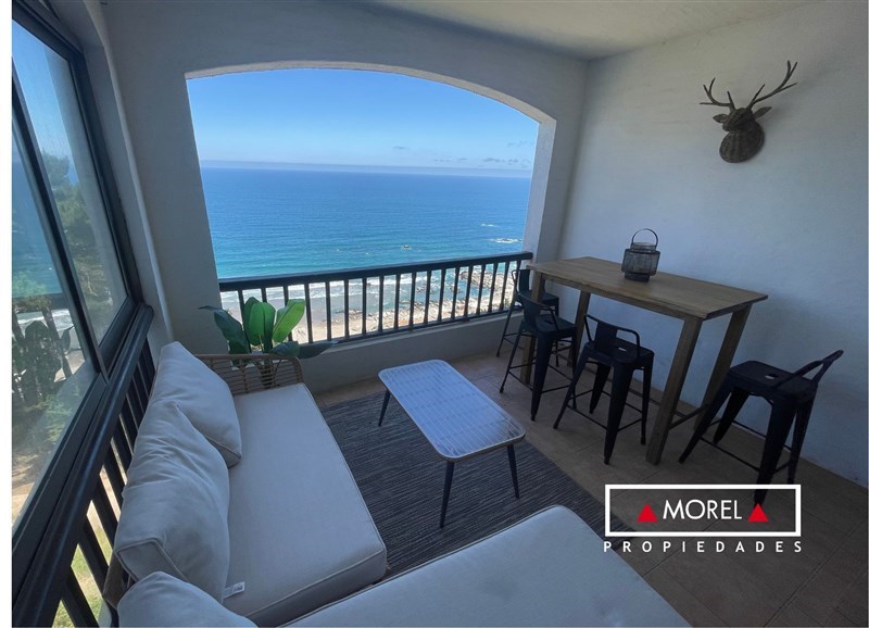 Exquisito departamento en Marbella, cuenta con living, comedor, cocina tradicional con lavadero, 3 dormitorios (principa