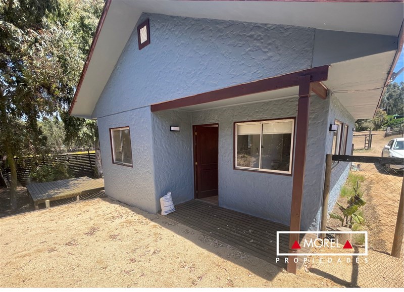 Con orientacion sur poniente tenemos una hermosa casita remodelada en condominio, a estrenar, iluminada, con dos dormito