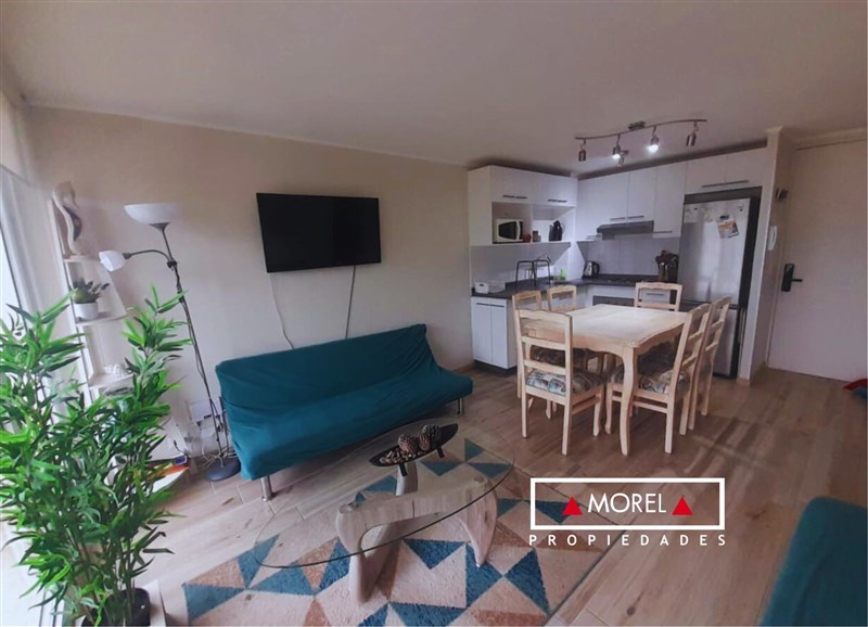 Encantador departamento de 2 dormitorios y 2 baños, ubicado en la hermosa comuna de Papudo. Disfruta de espacios cómodos