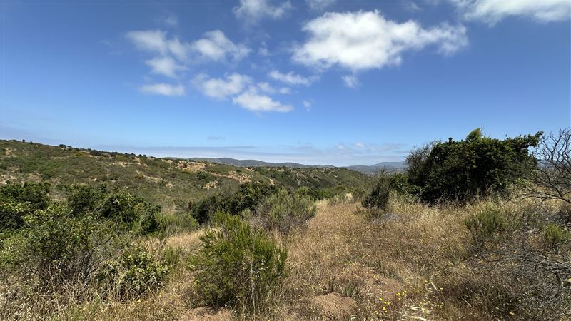 En Las Tupas, Increíbles terrenos en exclusivo loteo con vista al valle y vista lejana al mar. Un proyecto para disfruta